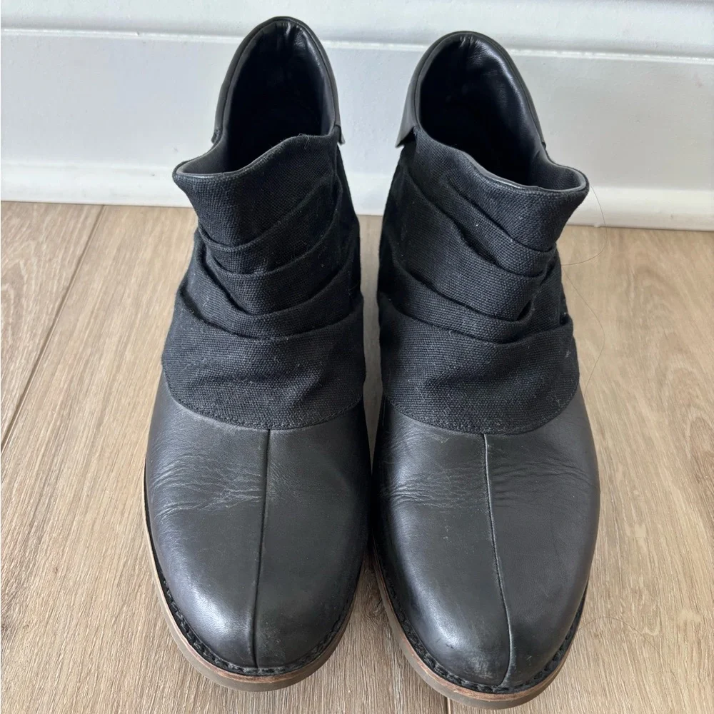 Merrell Women's Black Leather Boots Sz 8.5 Ankle Performance Adaline Bluff